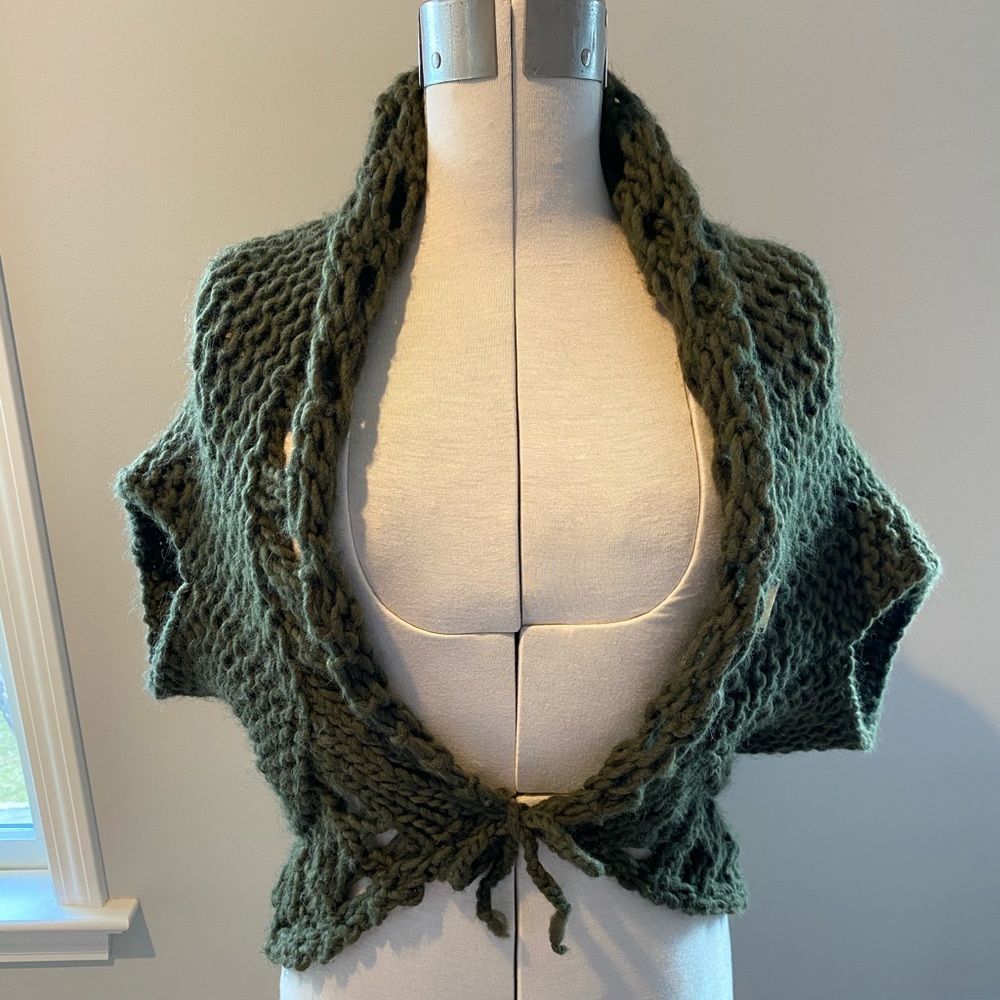 Saldarini for Neiman Marcus knit shrug sweater OS